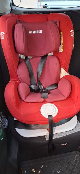 Scaun auto rosu,